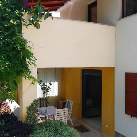 Caterina Apartment *